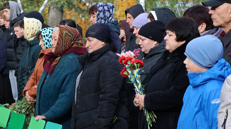 У селі на Вінниччині відкрили меморіальні дошки в пам'ять про загиблих односельців - фото 2