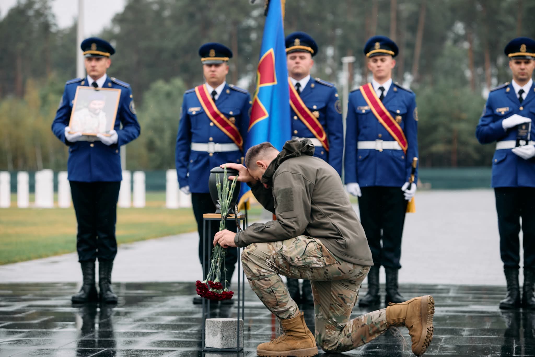 Герой України Сергій Либенський похований на Національному військовому кладовищі - фото 7
