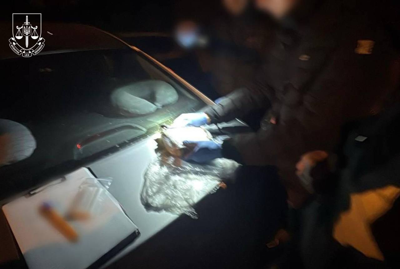 Наркоділки організували канал постачання кокаїну з Іспанії до Києва