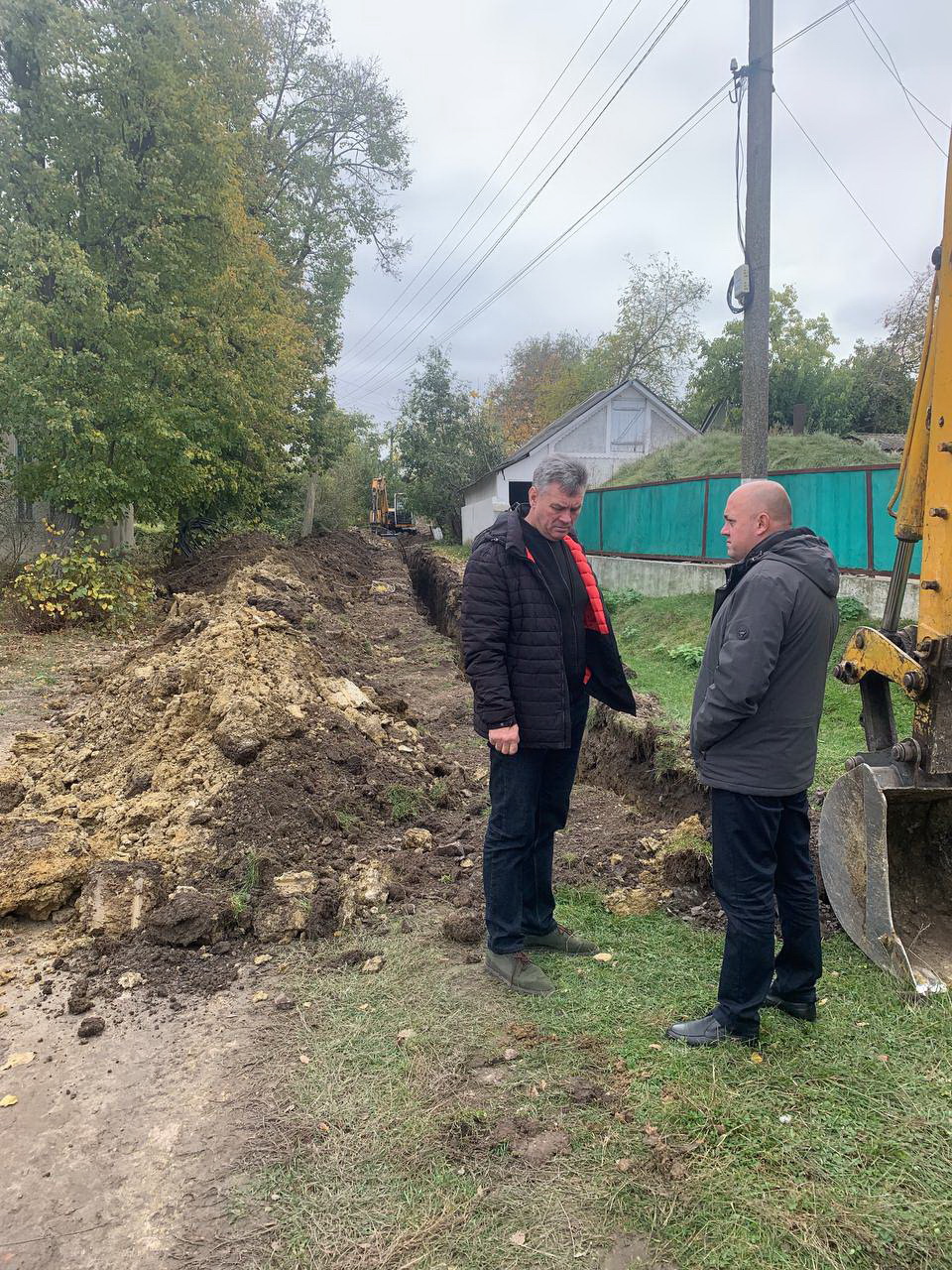 У селі Безводне на Вінниччині прокладають водогін