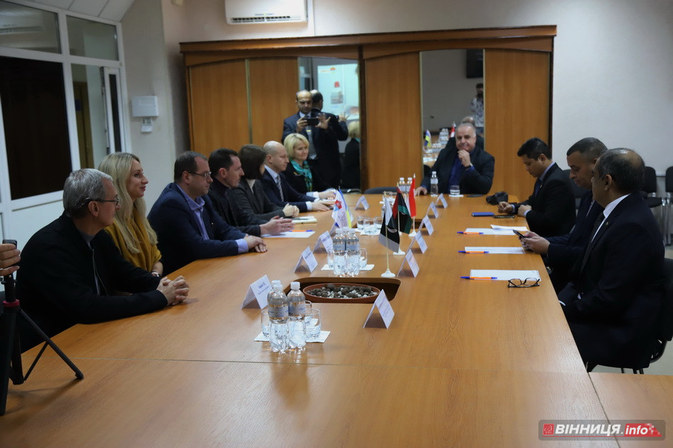 Посли Індонезії, Лівії та Пакистану відвідали Вінницький медичний університет - фото 15