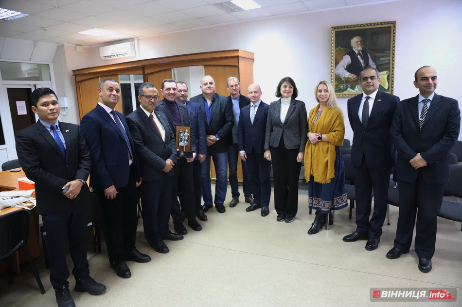 Посли Індонезії, Лівії та Пакистану відвідали Вінницький медичний університет - фото 22