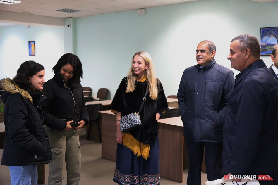 Посли Індонезії, Лівії та Пакистану відвідали Вінницький медичний університет - фото 33