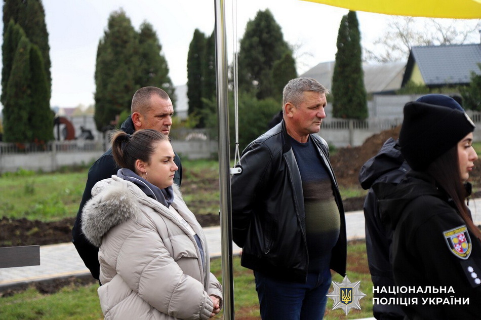 У Вінниці поліцейські вшанували пам’ять загиблого побратима Олексія Наборського - фото 3