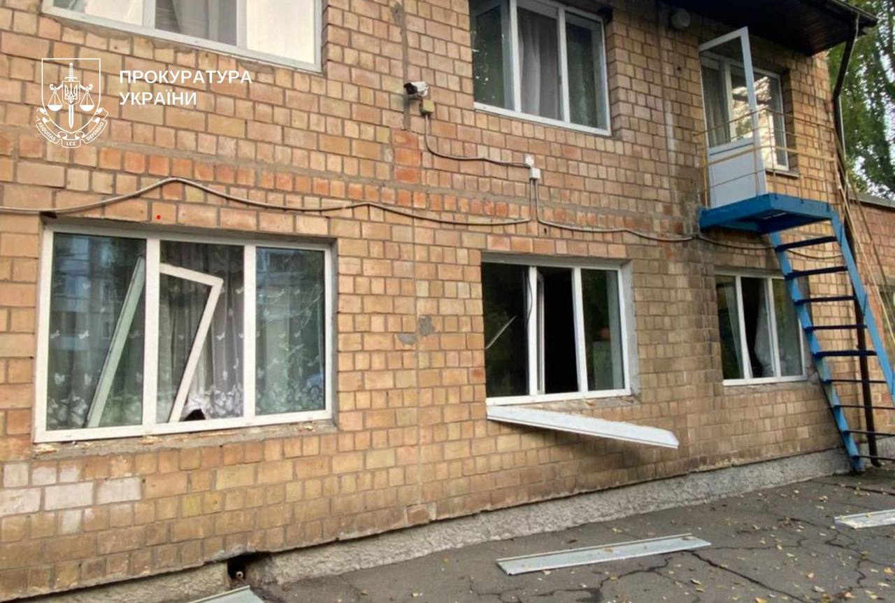 Двоє загиблих, 21 постраждалий: прокуратура розслідує воєнний злочин рф у Києві - фото 8