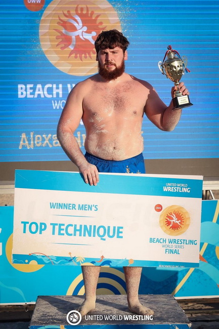 Вінничанин Важа Даіаурі здобув «срібло» на змаганні з боротьби