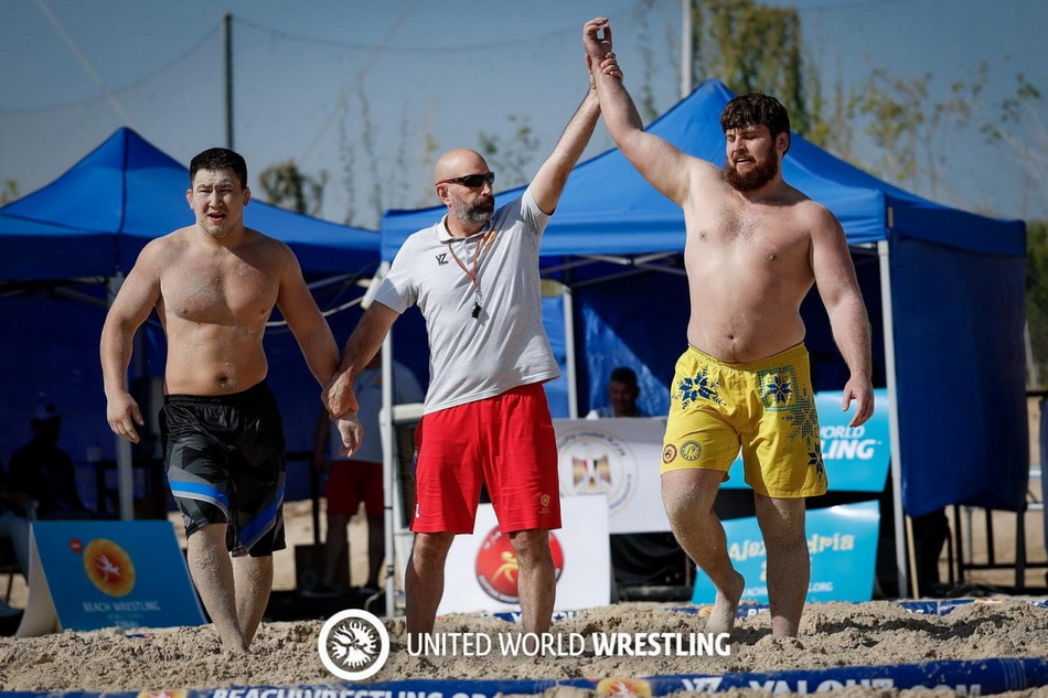 Вінничанин Важа Даіаурі здобув «срібло» на змаганні з боротьби - фото 2