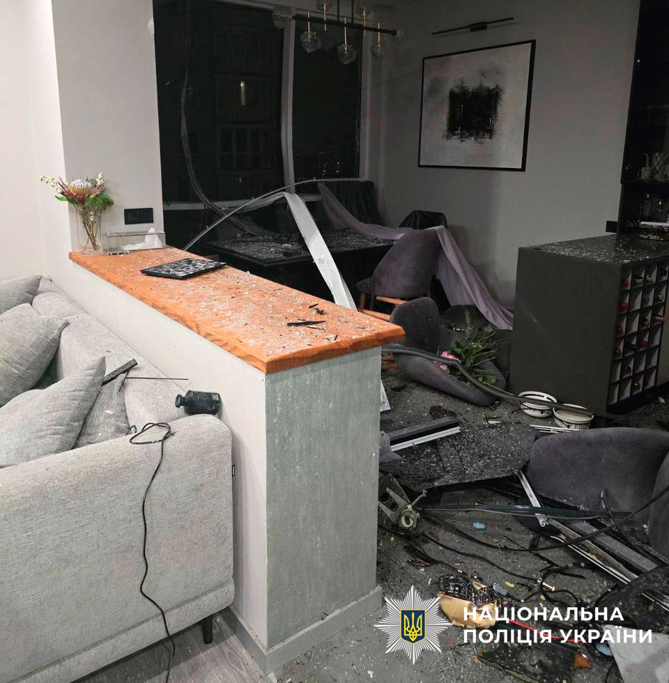 Два нерозірвані «Шахеди» дістали із квартир у Києві