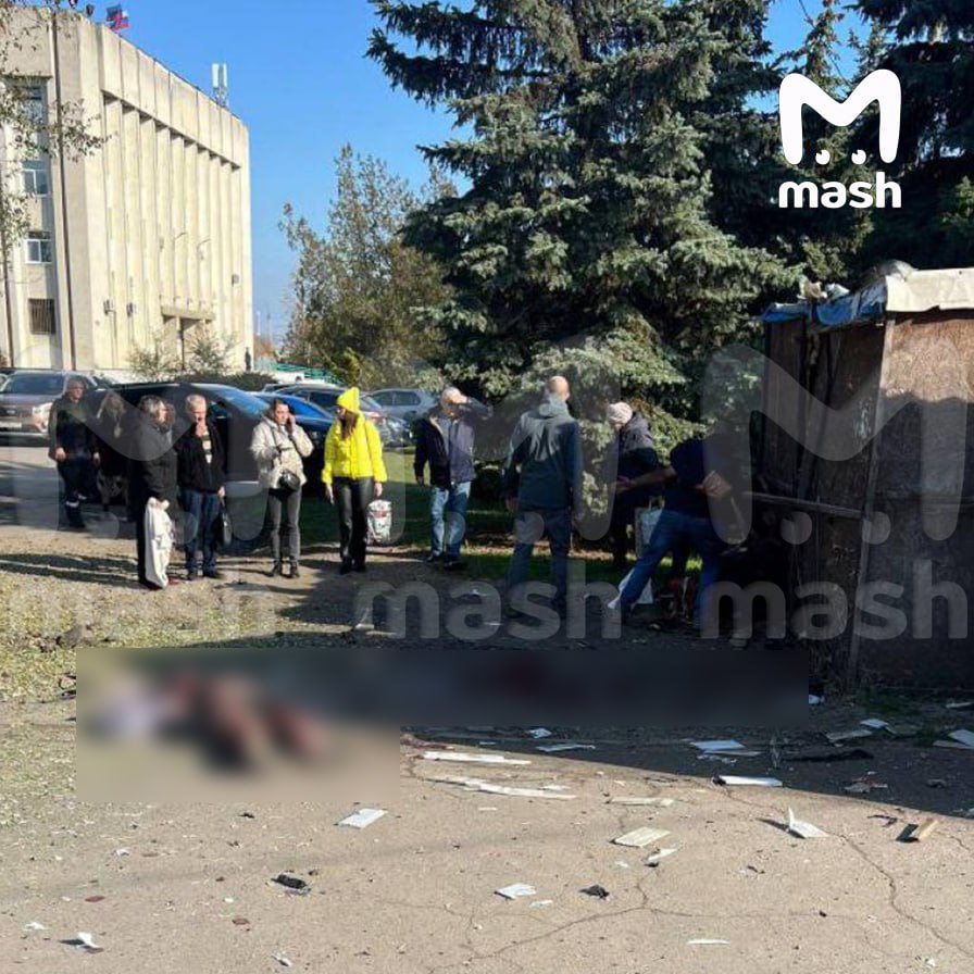 У Луганську чоловік штовхнув колонку з піснею «Океану Ельзи» – вона вибухнула, а чоловіку відірвало ногу - фото 2