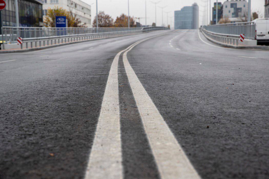 У Києві відкрили рух оновленим шляхопроводом - фото 3