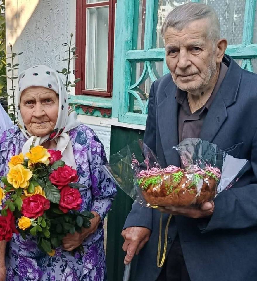 Сімдесят років разом: подружня пара відзначила благодатне весілля на Вінниччині