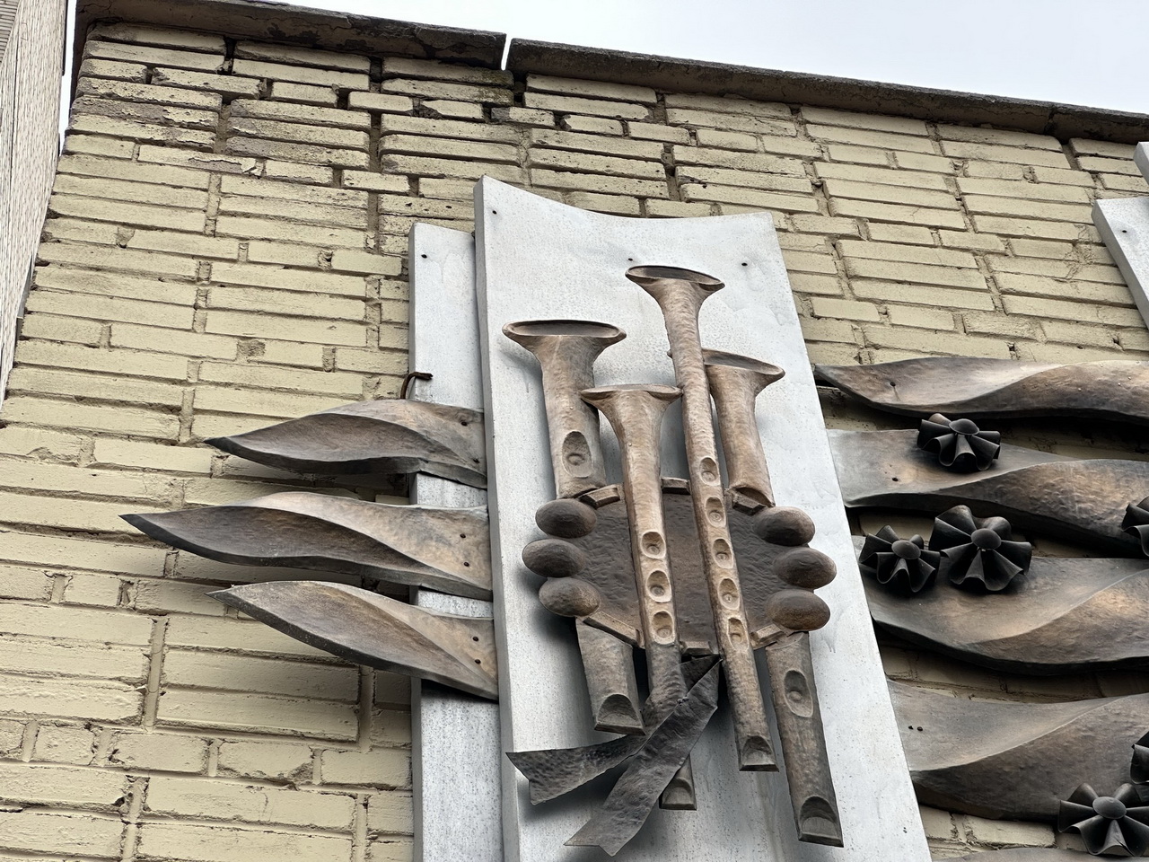 У Вінниці на Київській збереглося незвичне панно