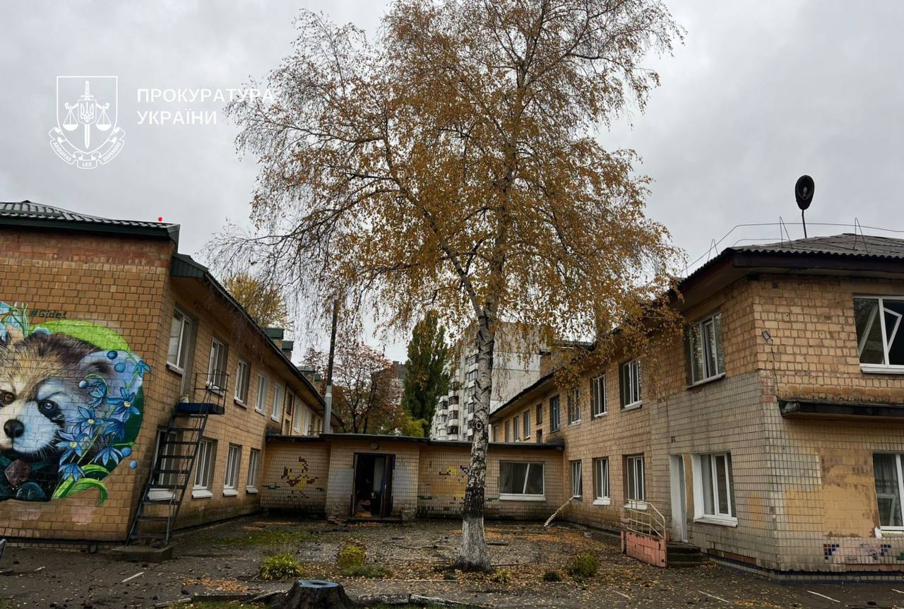 Один загиблий, дев’ять постраждалих: у Києві розпочали розслідування за фактом воєнного злочину - фото 3