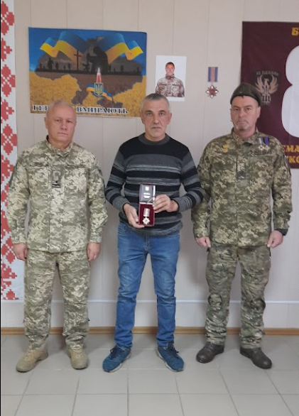Брату полеглого захисника з Черкащини передали орден «За мужність» ІІІ ступеня