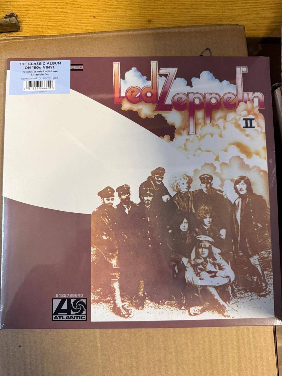 Ексклюзивну колекцію платівок відомих світових виконавців вилучили на кордоні зі Словаччиною - фото 4