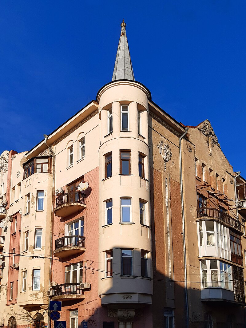 Вулиця Рейтарська: мікровсесвіт гіпстерів в кам’яних джунглях старого Києва - фото 10