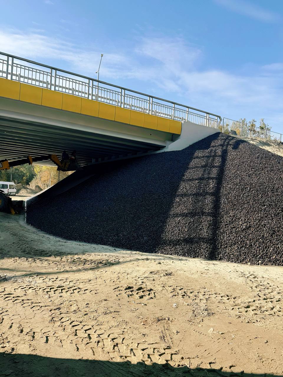 Об’їзну дорогу Львова розширюють, реконструювали шляхопровід