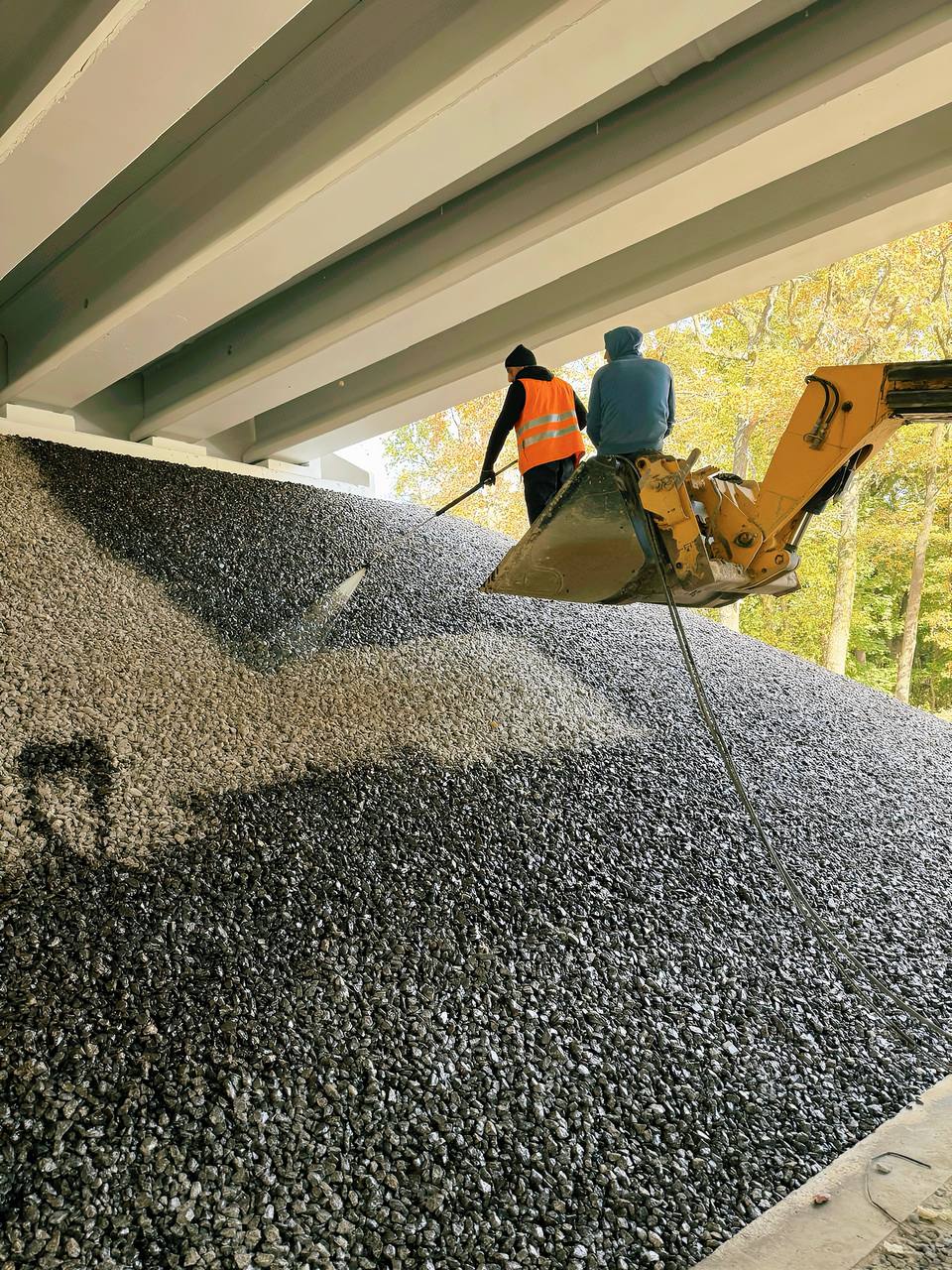 Об’їзну дорогу Львова розширюють, реконструювали шляхопровід - фото 2
