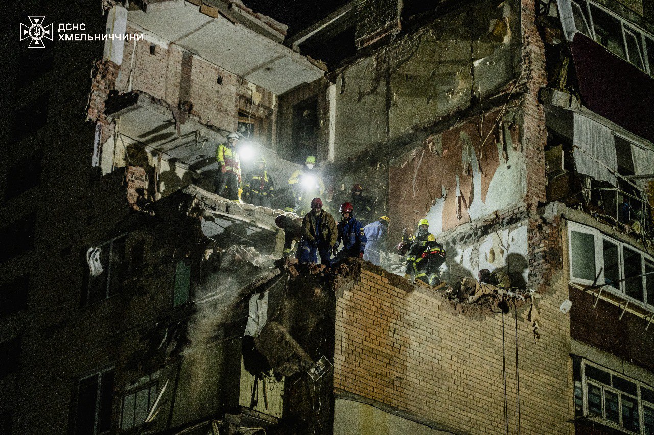 Вибух у Хмельницькому: під завалами виявили тіла двох людей - фото 2