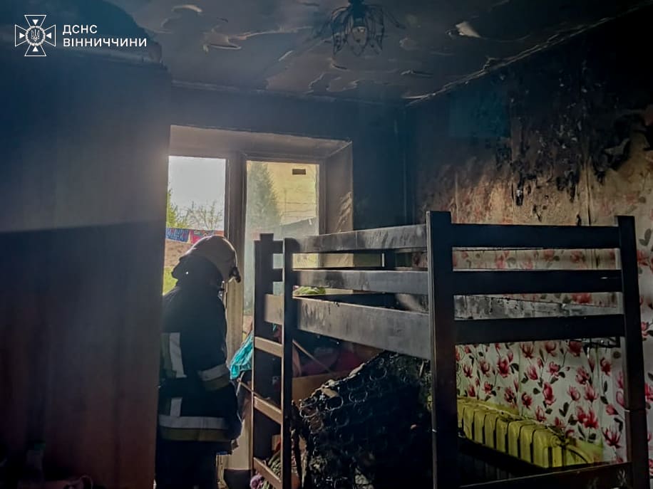 У Вінниці горіло кафе та автівка