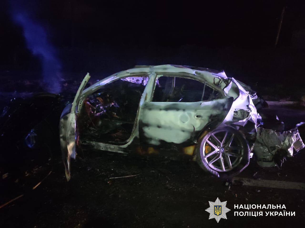 У Києві нетверезий водій Lexus на смерть збив пішохода та протаранив електроопору - фото 2