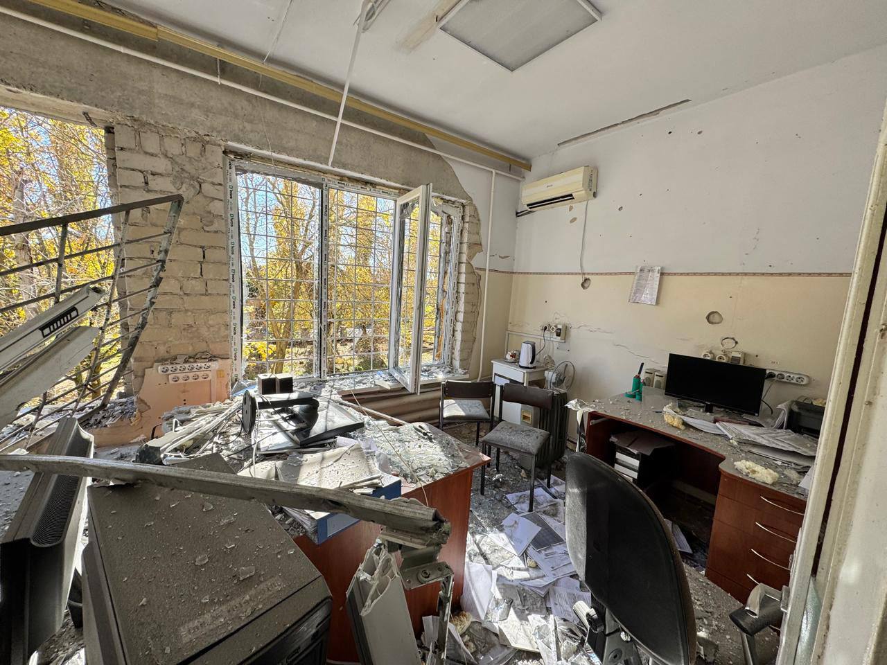 У дитячій лікарні була сотня людей, – Зеленський про удар по Херсону