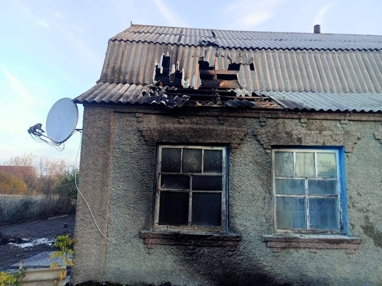 Пошкоджено будинки, авто та підприємства: наслідки атаки ворога на Київщину - фото 4