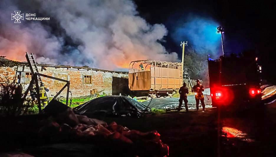 Ферма горіла на Черкащині внаслідок атаки РФ