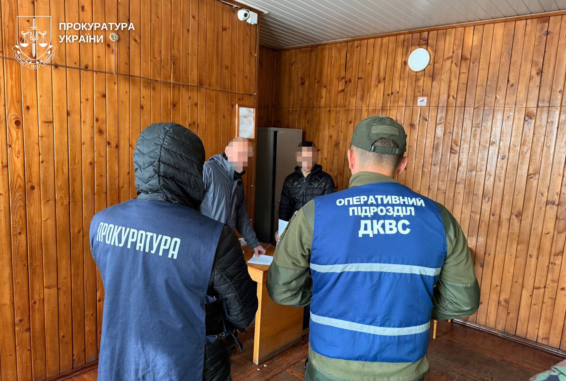 Сидів у в’язниці і планував вбивство: на Вінниччині злочинній групі вручили підозру