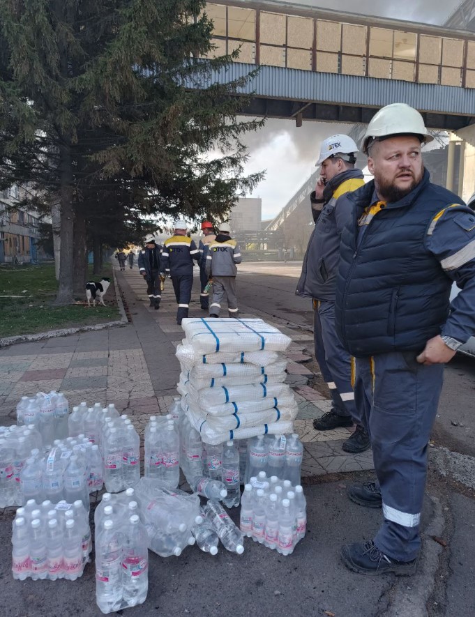 У Ладижині потрібні волонтери для відновлення пошкоджених ворогом будинків - фото 3
