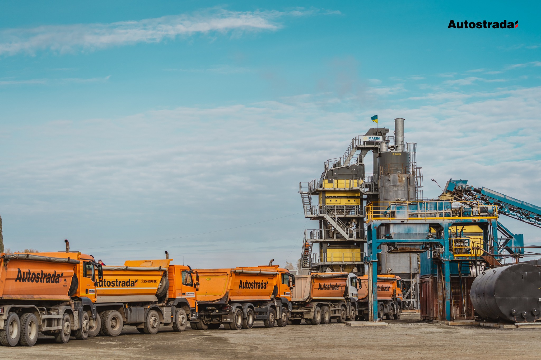 У Києві відновлюють одну з головних транспортних артерій лівого берега