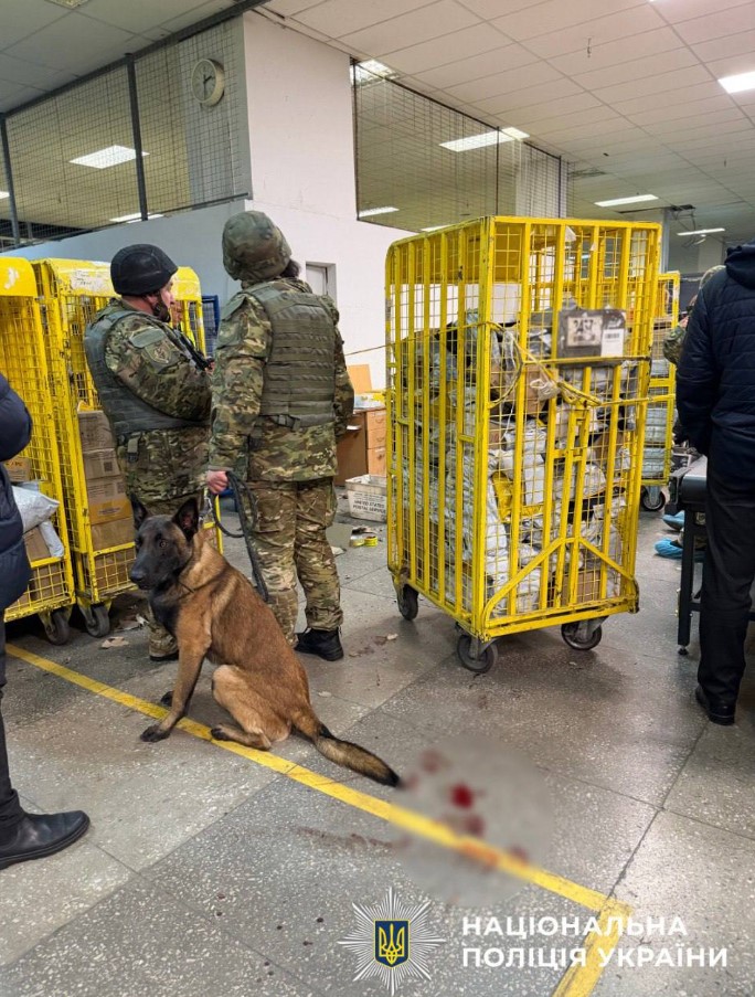 Вибух у відділенні «Укрпошти»: затримали мешканця Тернополя - фото 5