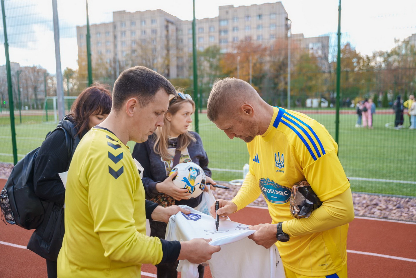 Сергій Кудлаєнко привіз до Вінниці ветеранів українського футболу, щоб зіграти матч пам’яті - фото 11