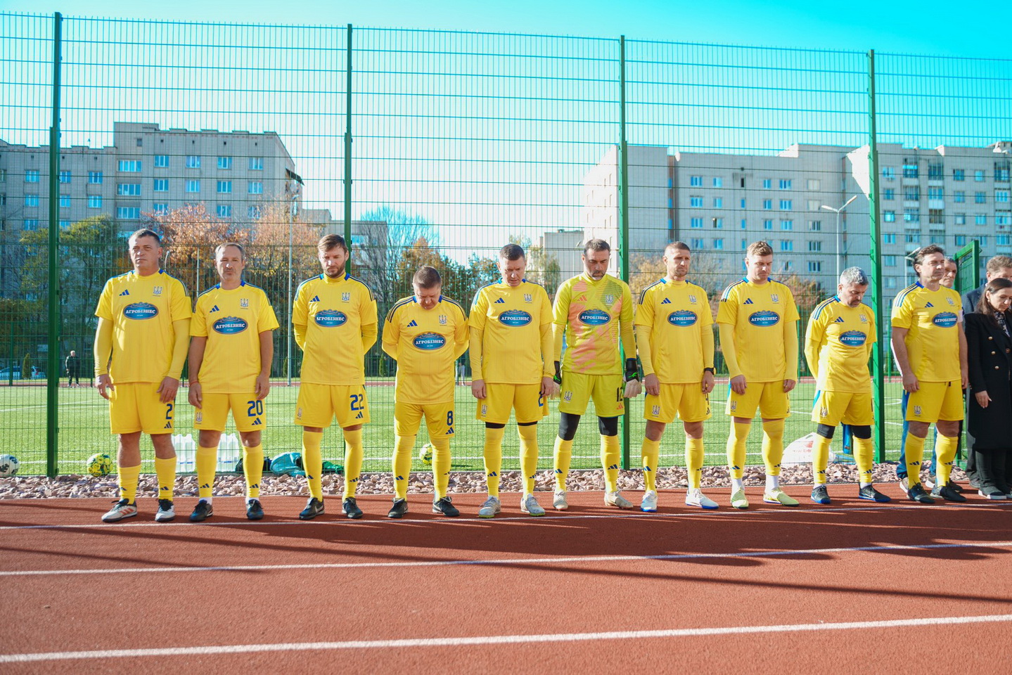 Сергій Кудлаєнко привіз до Вінниці ветеранів українського футболу, щоб зіграти матч пам’яті - фото 15