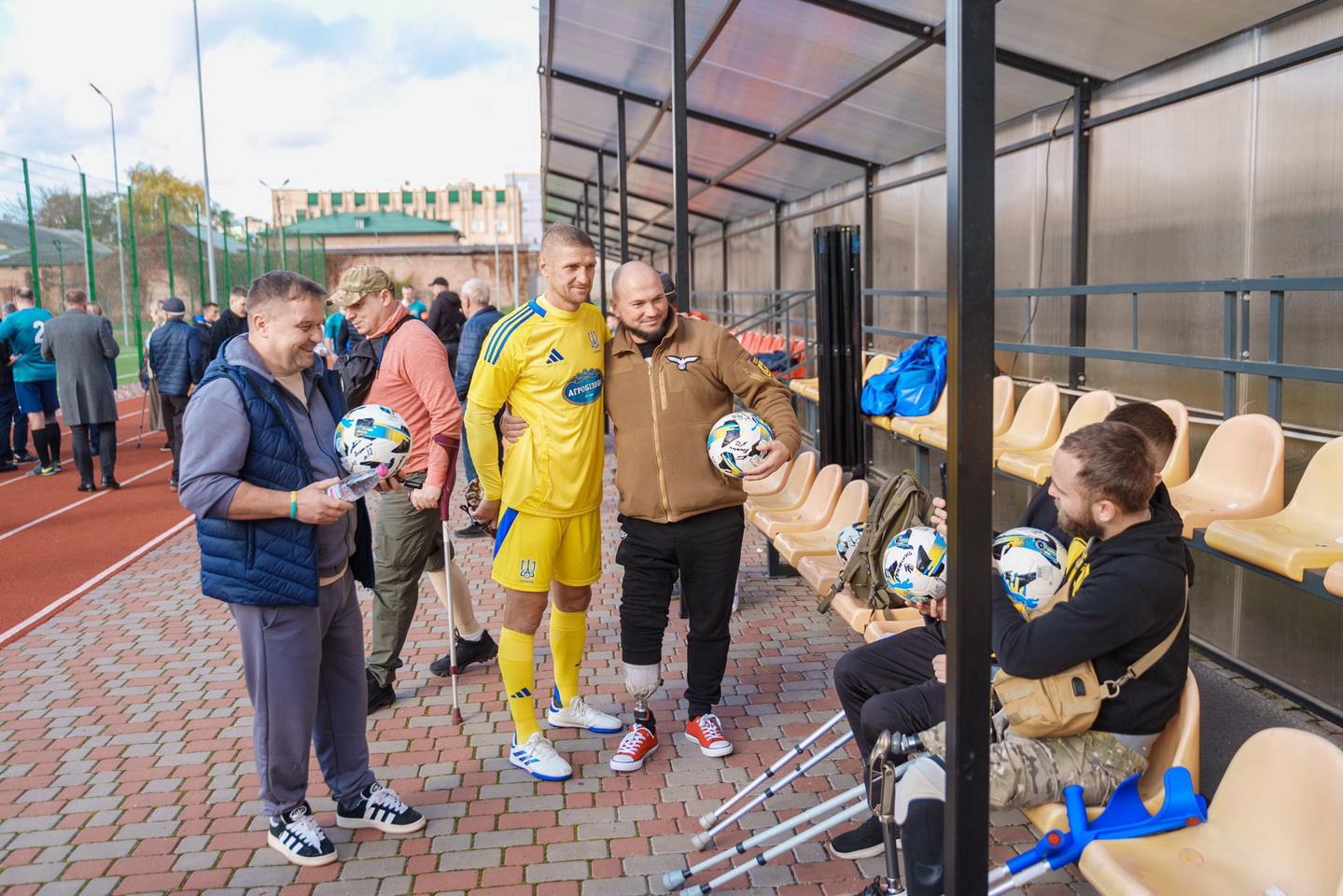 Сергій Кудлаєнко привіз до Вінниці ветеранів українського футболу, щоб зіграти матч пам’яті - фото 19