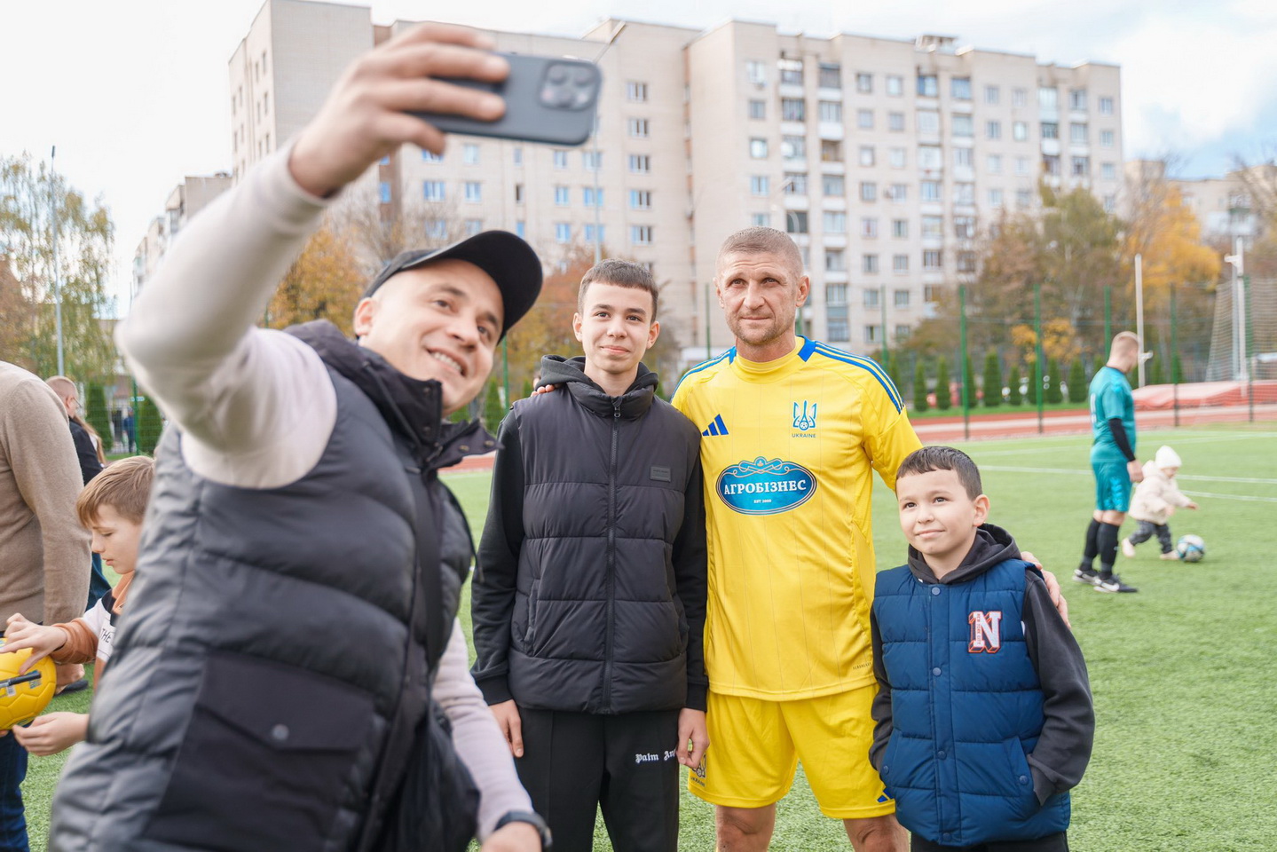 Сергій Кудлаєнко привіз до Вінниці ветеранів українського футболу, щоб зіграти матч пам’яті - фото 25