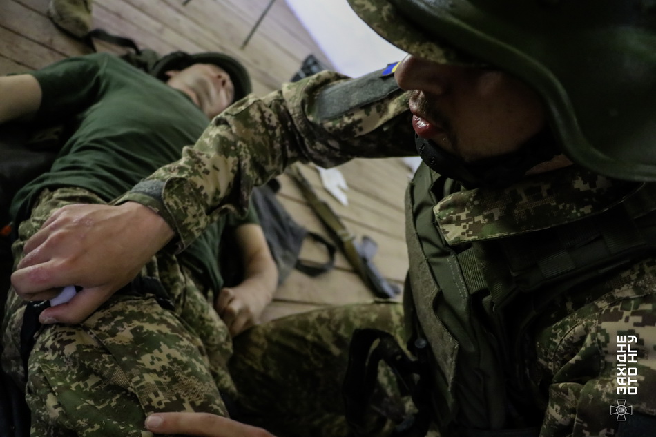 Вінницькі гвардійці відточують навички з тактичної медицини