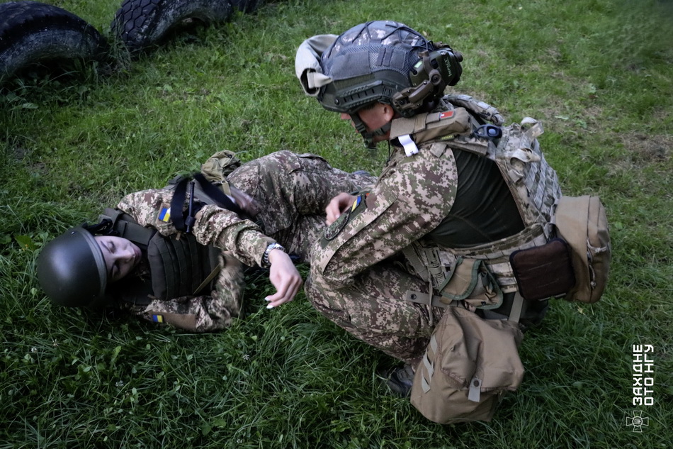 Вінницькі гвардійці відточують навички з тактичної медицини - фото 5