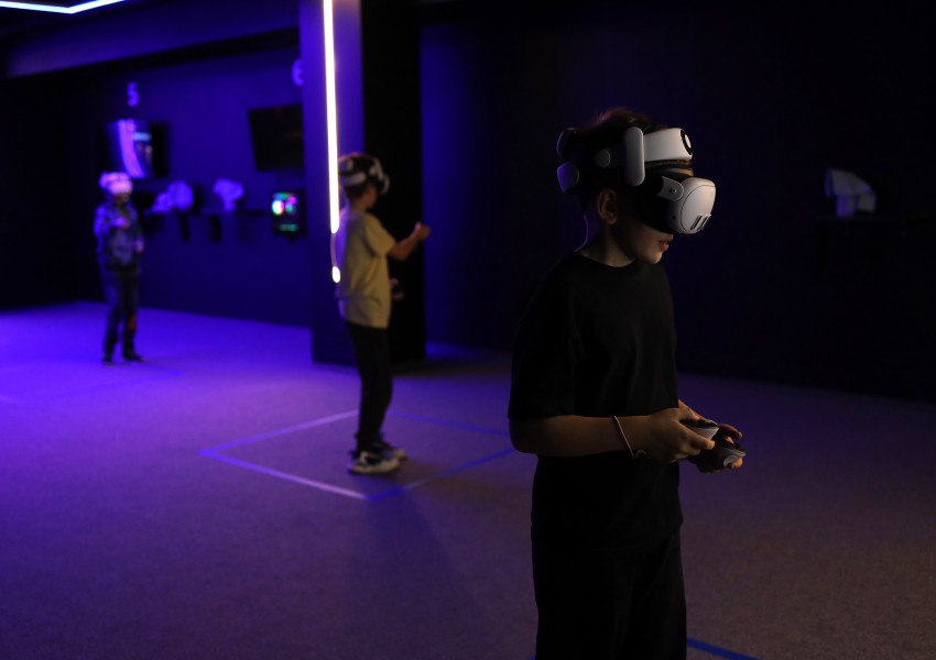 У Києві відкрився найбільший віртуальний клуб України — VIAR - фото 7