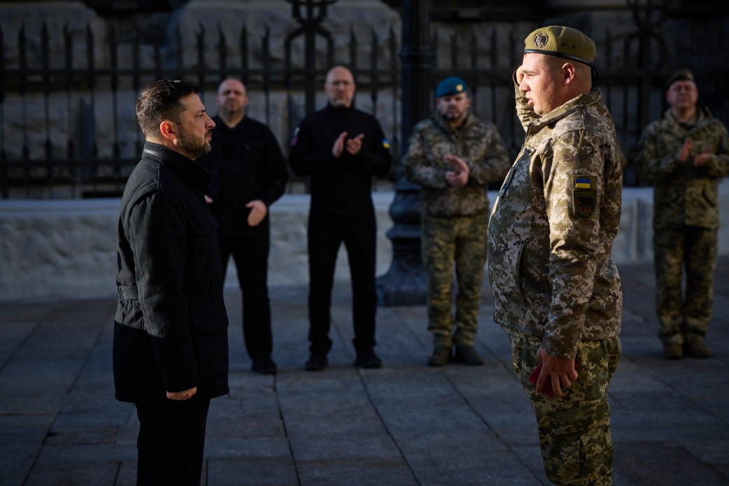 Президент привітав воїнів інженерних військ із професійним святом