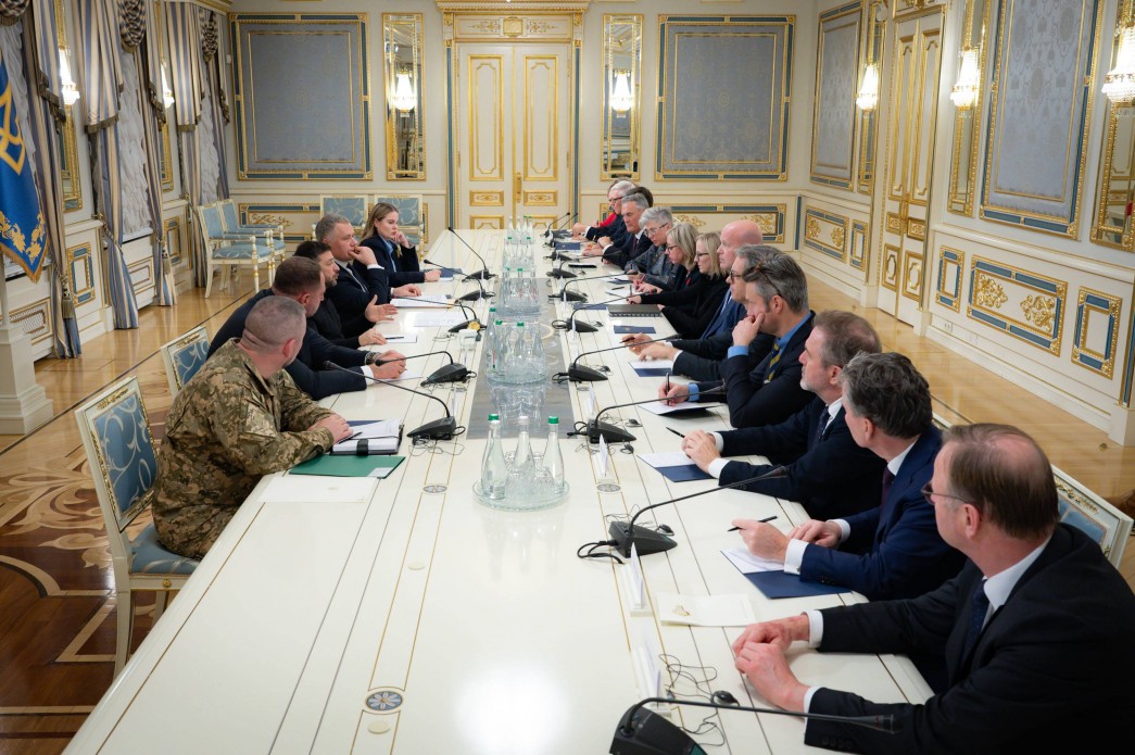 Посилення ППО та розширення програми PURL – Президент зустрівся з представниками країн при НАТО - фото 3