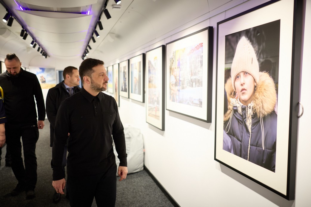 Зеленський зустрівся із залізничниками та привітав їх з професійним святом - фото 2