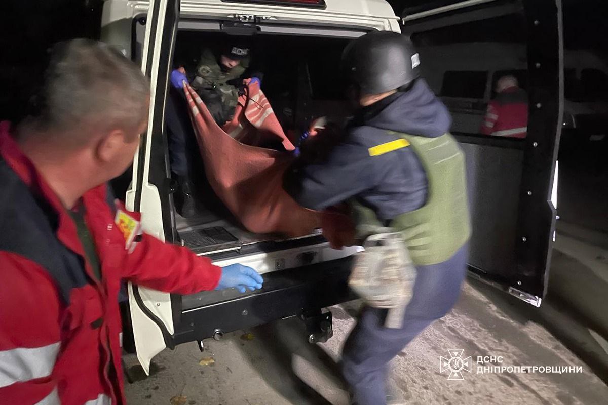 Росіяни вгатили по автомобілю «швидкої», який віз людину в лікарню - фото 2