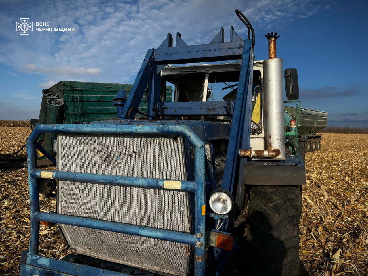 Дрон поцілив у трактор на Чернігівщині: двоє загиблих - фото 2