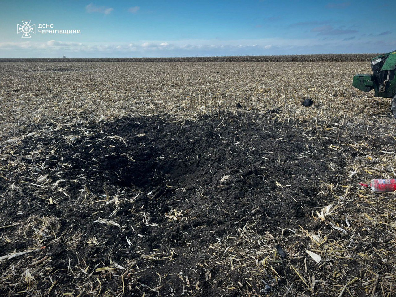 Дрон поцілив у трактор на Чернігівщині: двоє загиблих - фото 3