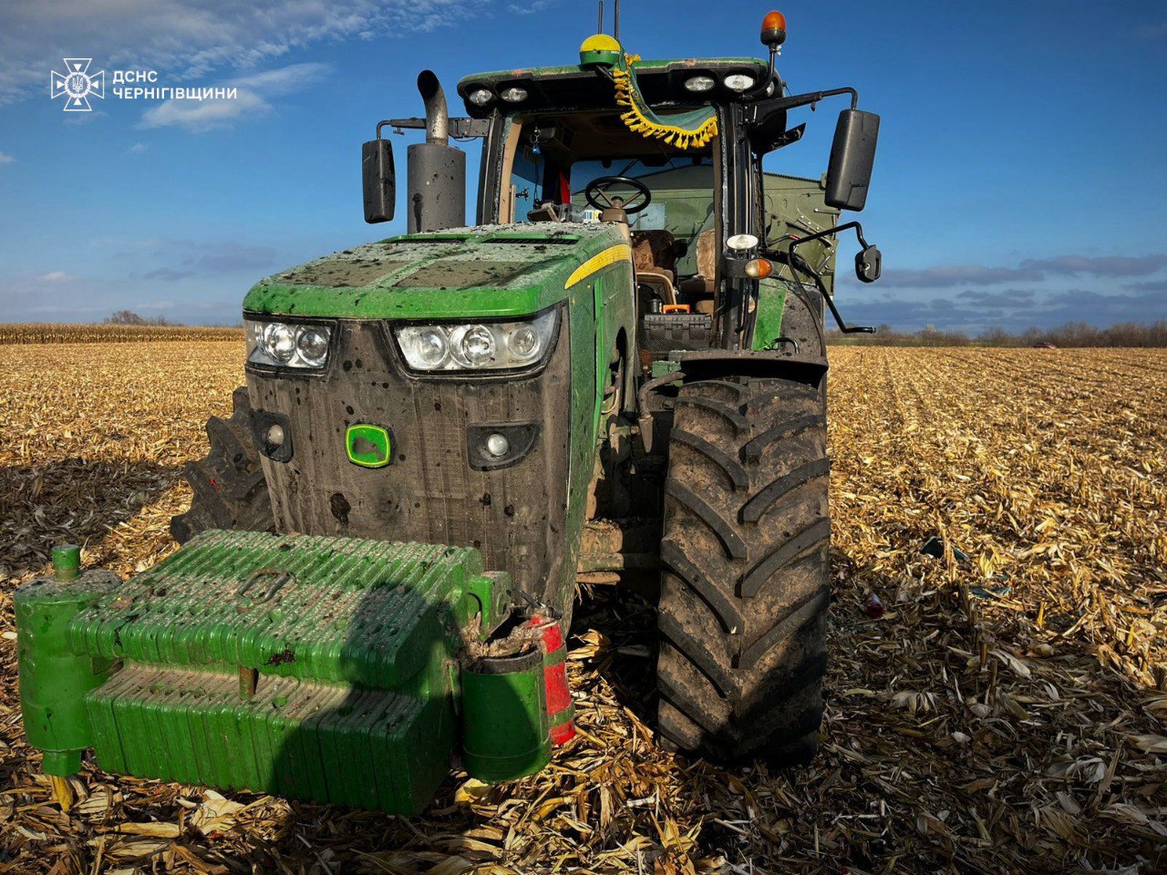 Дрон поцілив у трактор на Чернігівщині: двоє загиблих - фото 4