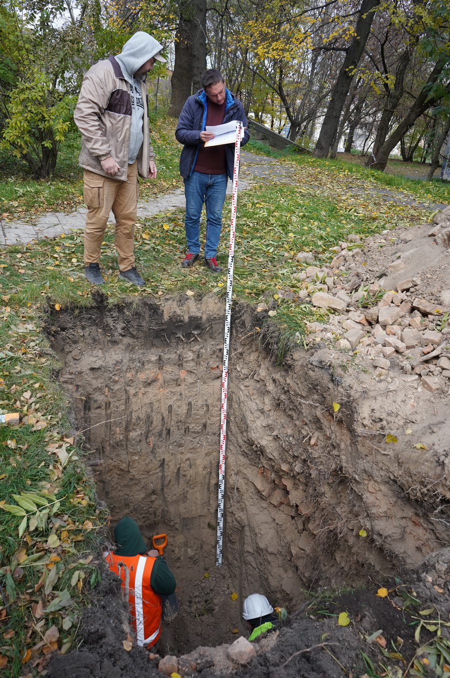 У центрі Вінниці завершили «розкопки» біля «росії» - фото 8