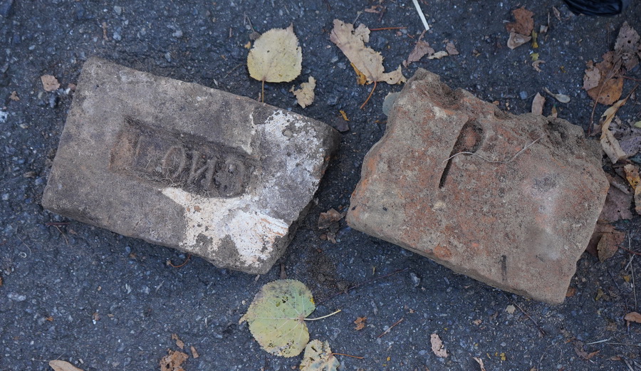 У центрі Вінниці завершили «розкопки» біля «росії» - фото 11