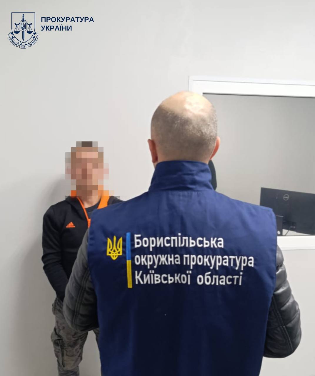 На Київщині затримали чоловіка, який систематично ґвалтував двох падчерок