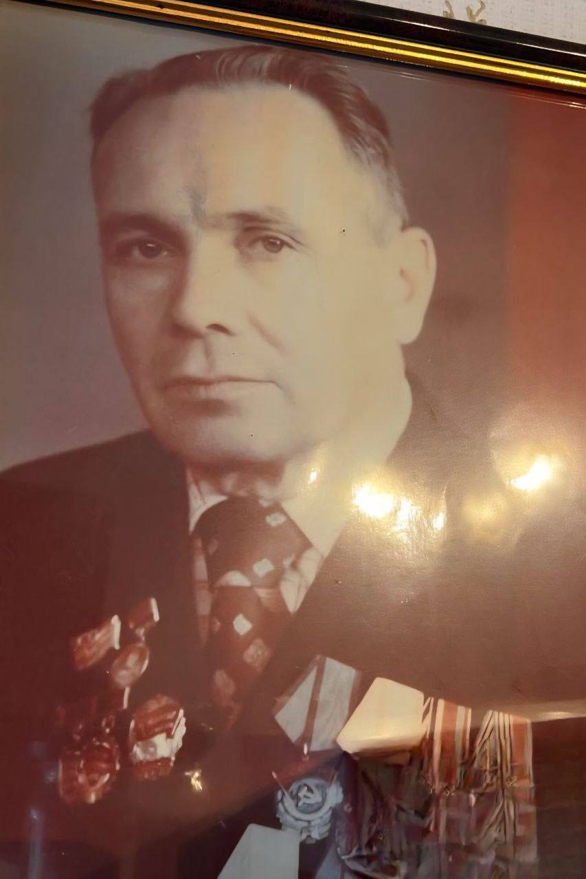 Має 4 онуків, 6 правнуків і праправнучку: черкасець Дмитро Ячменев відзначив сторічний ювілей